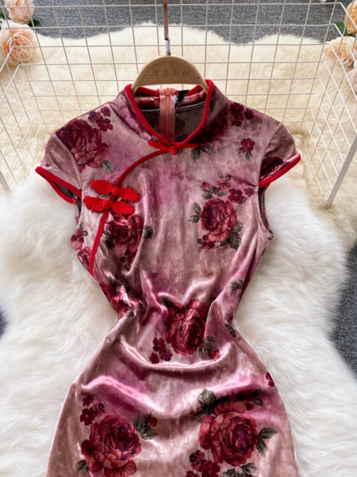 Looking curvy qipao dress Q108 images